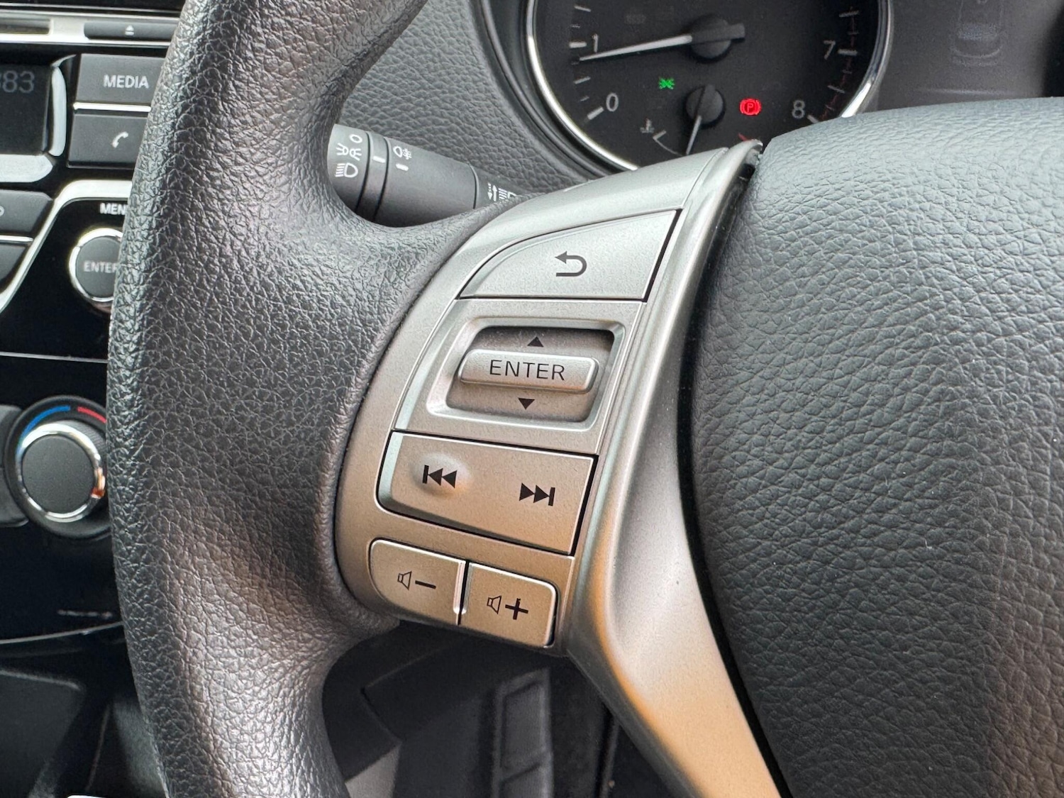 Used Nissan Qashqai 2015 for sale - 78007321: Photo 22