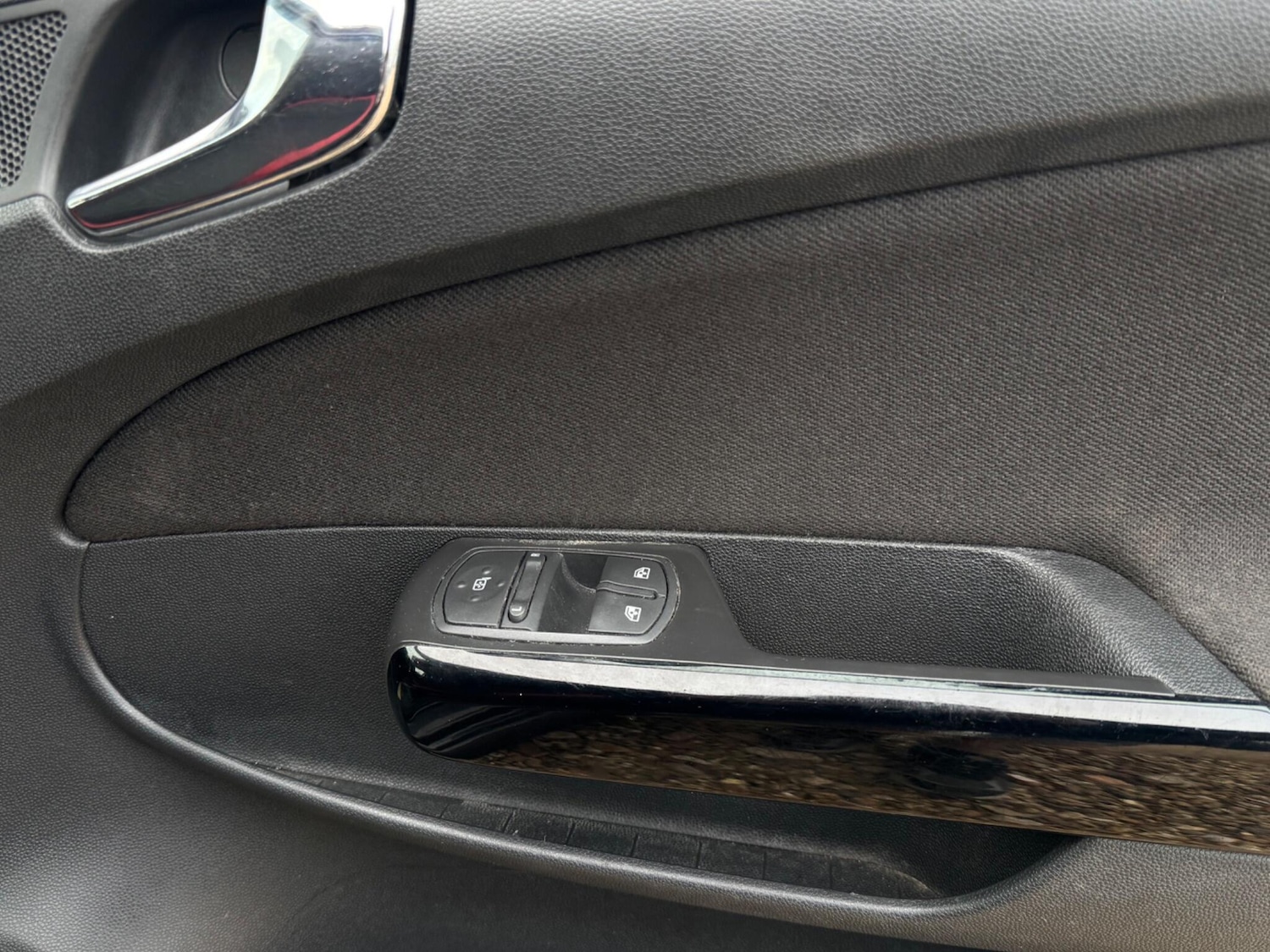 Used Vauxhall Corsa 2013 for sale - 77982287: Photo 16