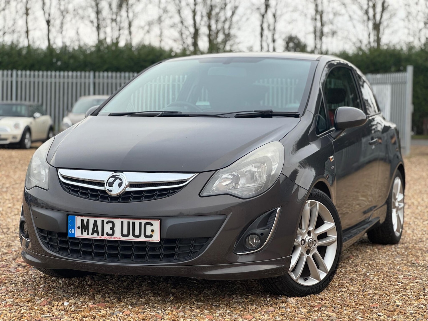 Used Vauxhall Corsa 2013 for sale - 77982287: Photo 2