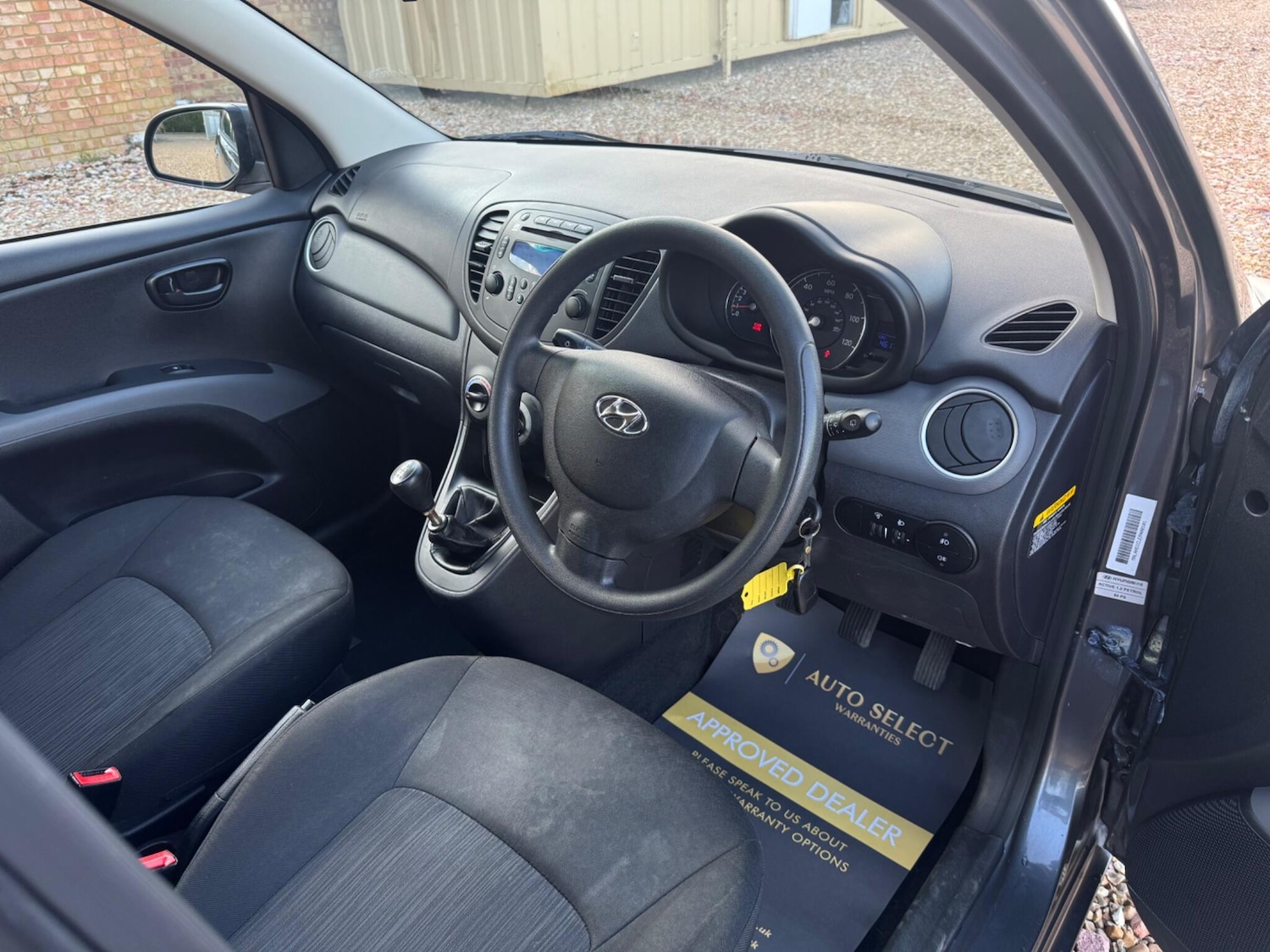 Used Hyundai i10 2013 for sale - 78100741: Photo 10