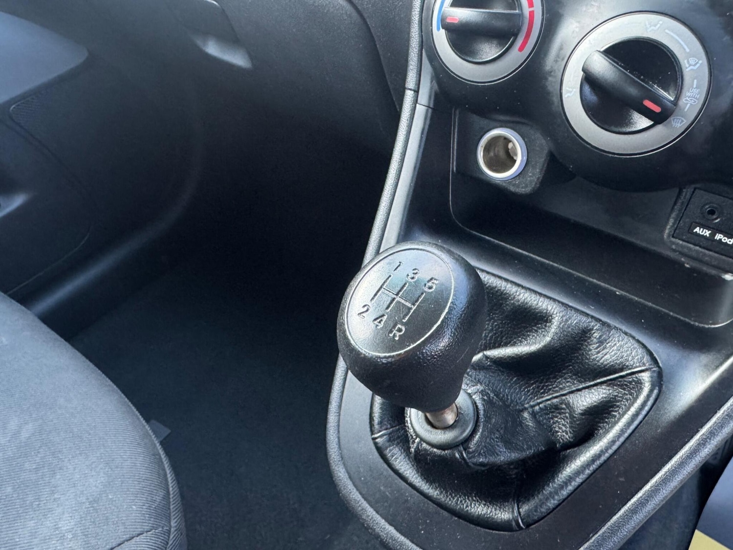 Used Hyundai i10 2013 for sale - 78100741: Photo 20