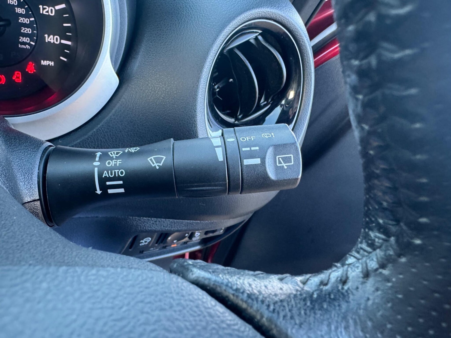 Used Nissan Juke 2015 for sale - 77440828: Photo 29