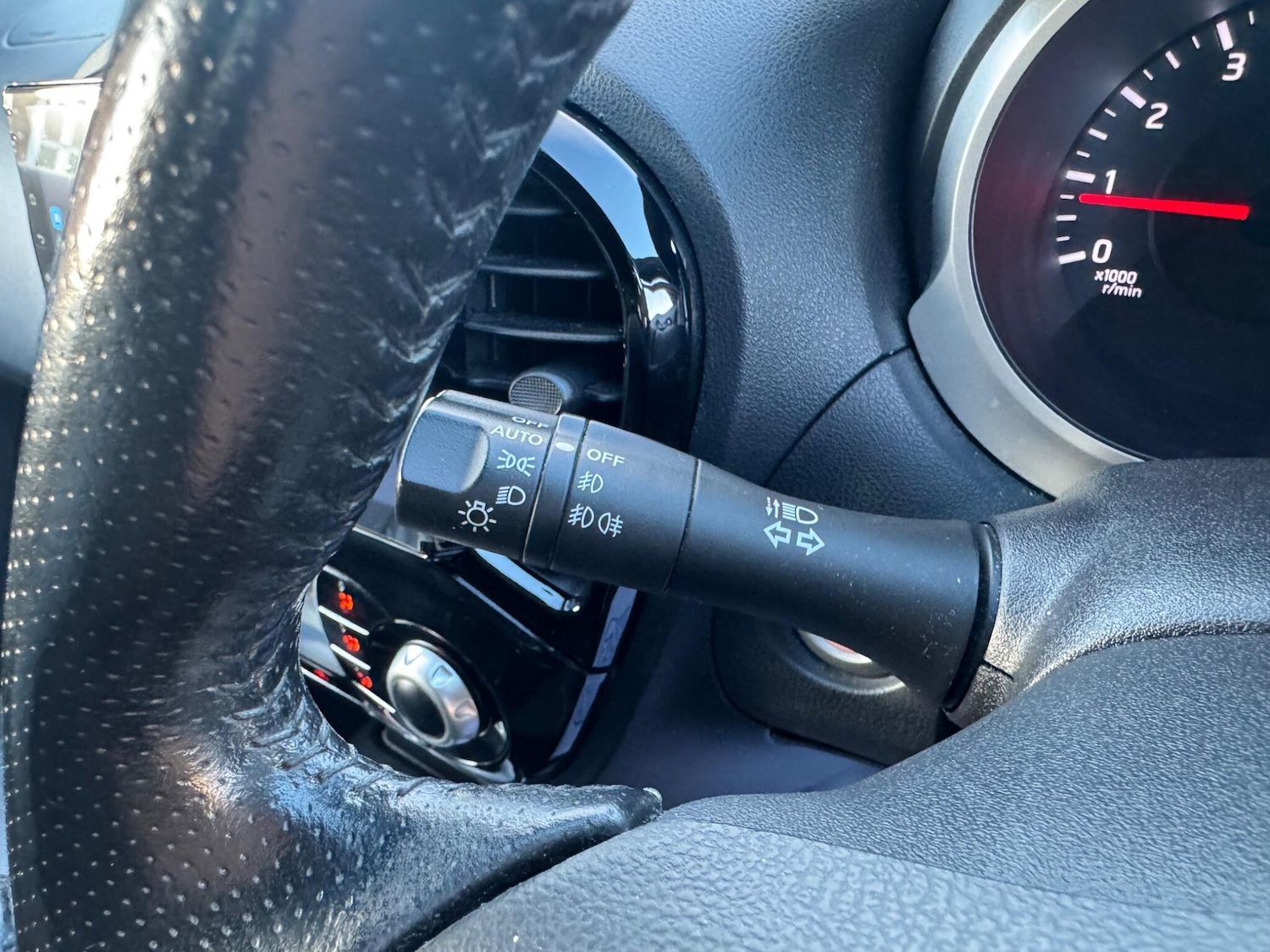 Used Nissan Juke 2015 for sale - 77440828: Photo 30