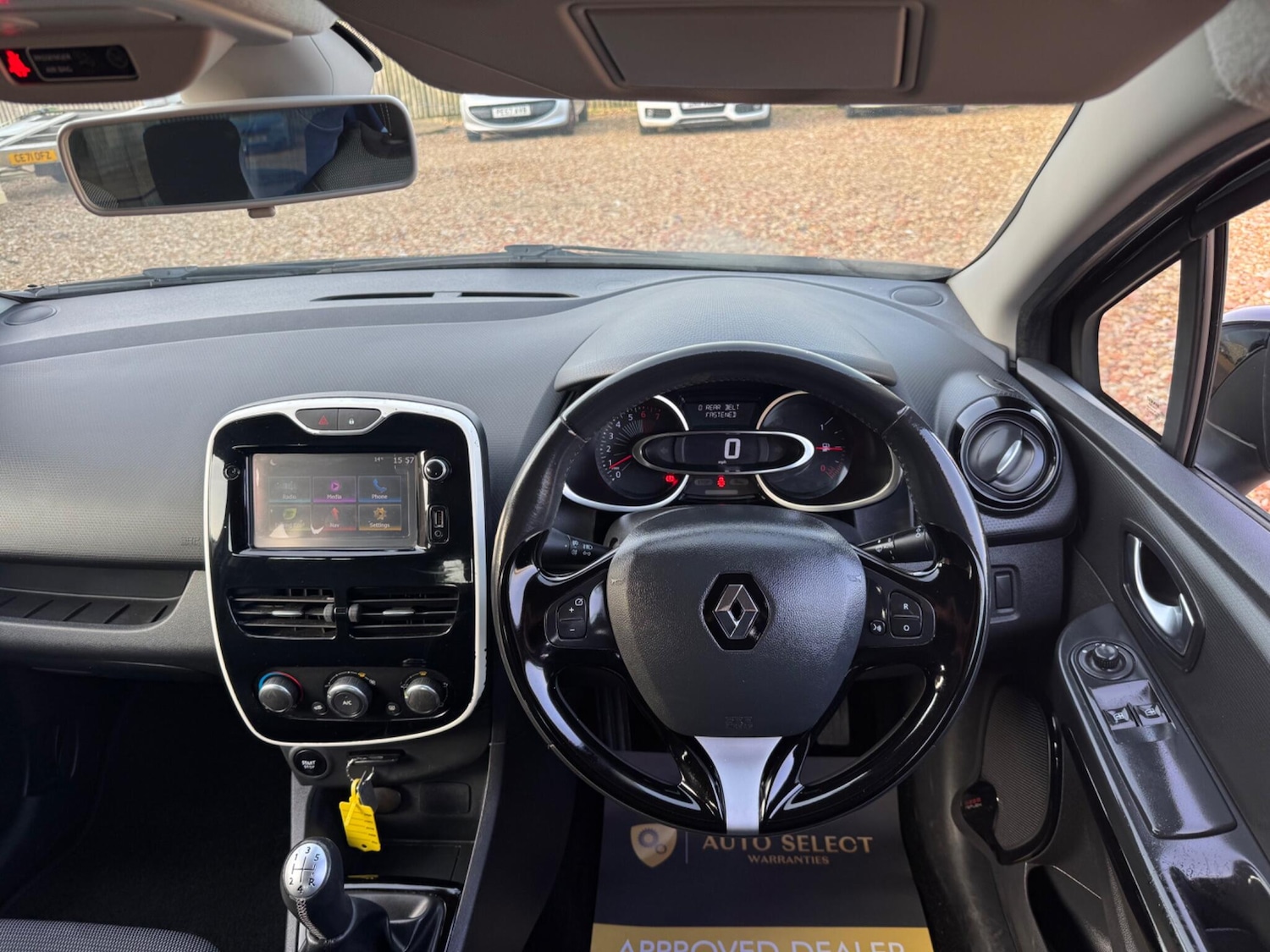 Used Renault Clio 2016 for sale - 77683368: Photo 18