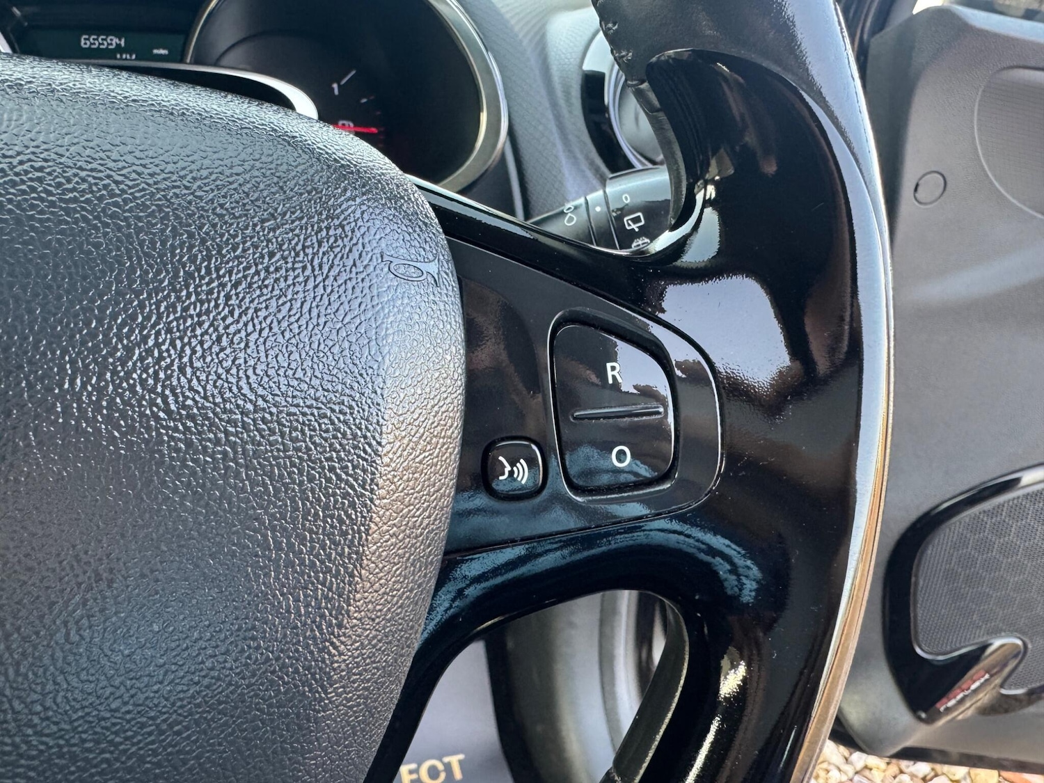 Used Renault Clio 2016 for sale - 77683368: Photo 21