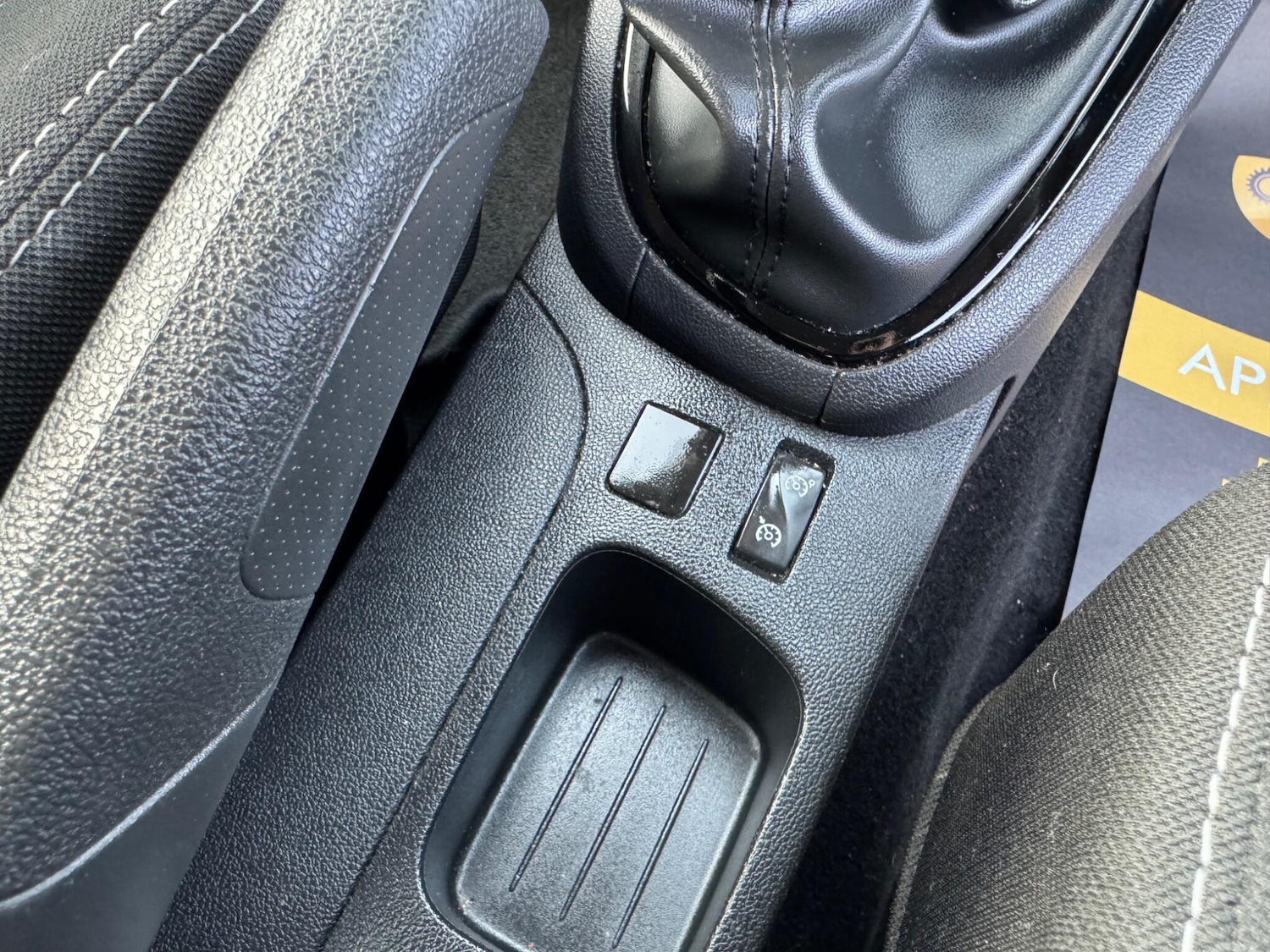 Used Renault Clio 2016 for sale - 77683368: Photo 35