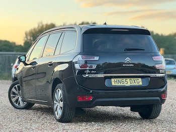 Used Citroen Grand C4 Picasso 2015 for sale - 79106445: Photo