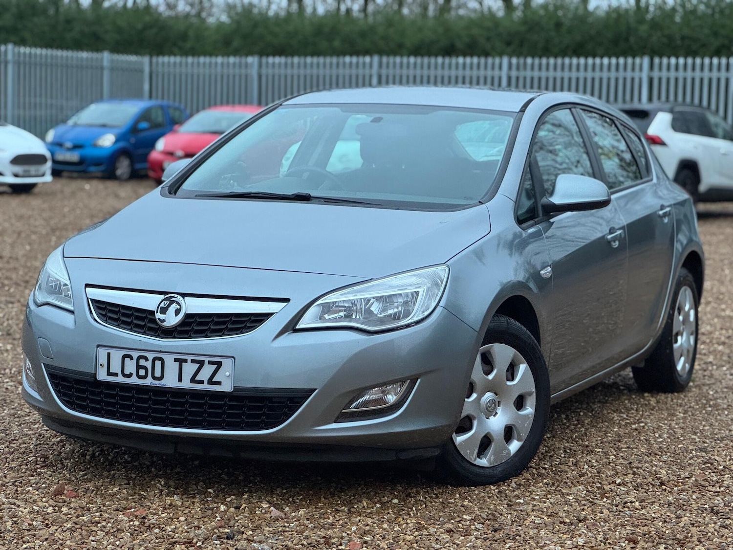 Used Vauxhall Astra for sale - 77191251: Photo 2