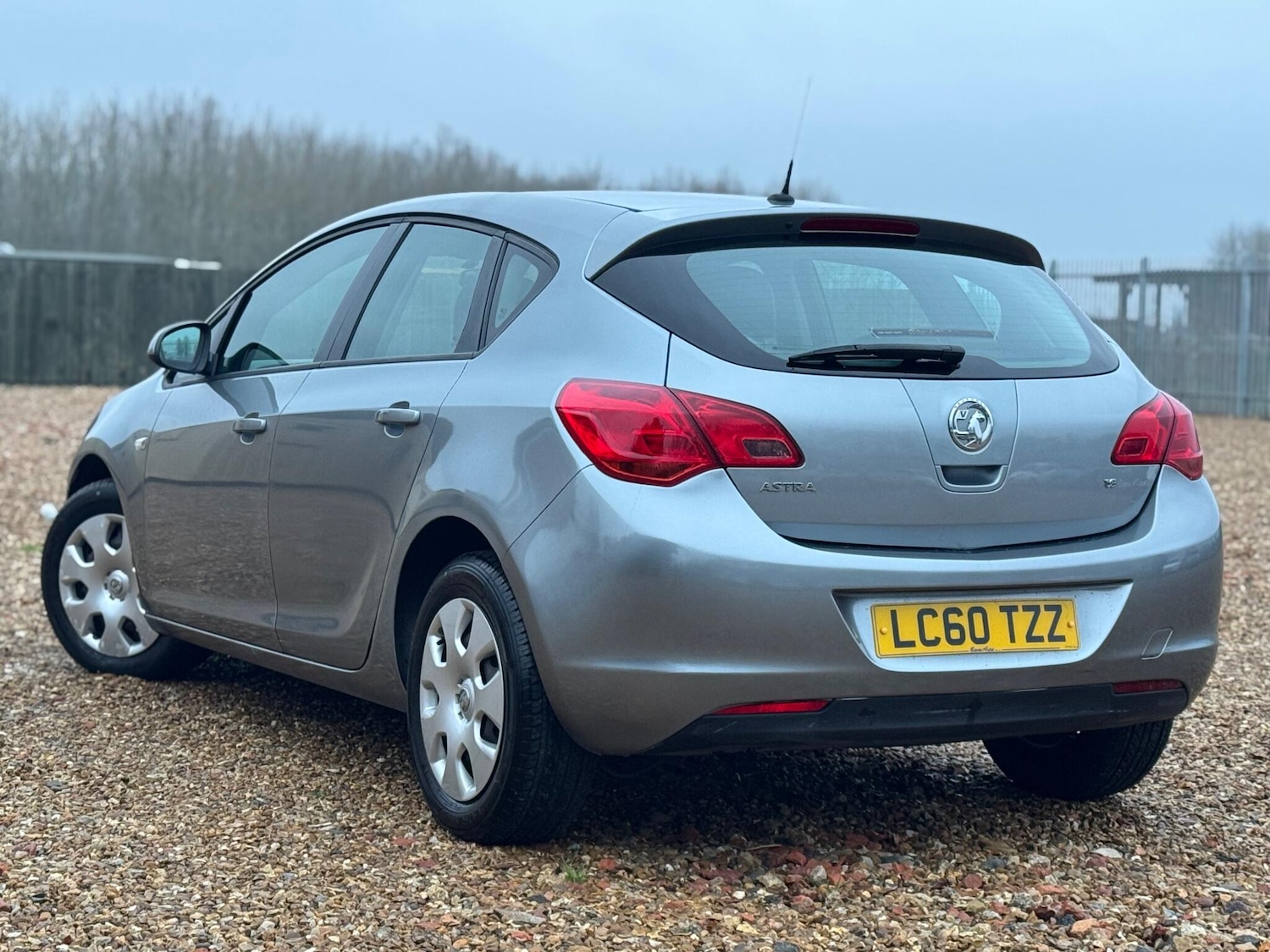 Used Vauxhall Astra for sale - 77191251: Photo 3