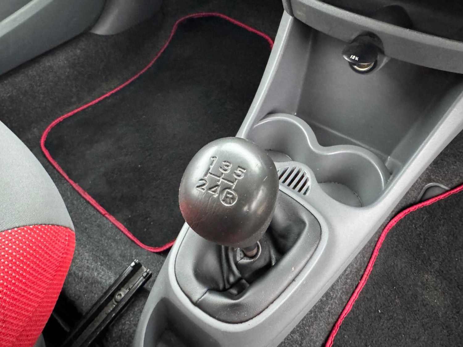 Used Peugeot 107 for sale - 77191427: Photo 27