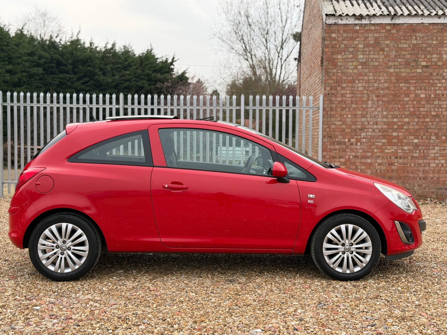 Used Vauxhall Corsa 2011 for sale - 78006324: Photo 8