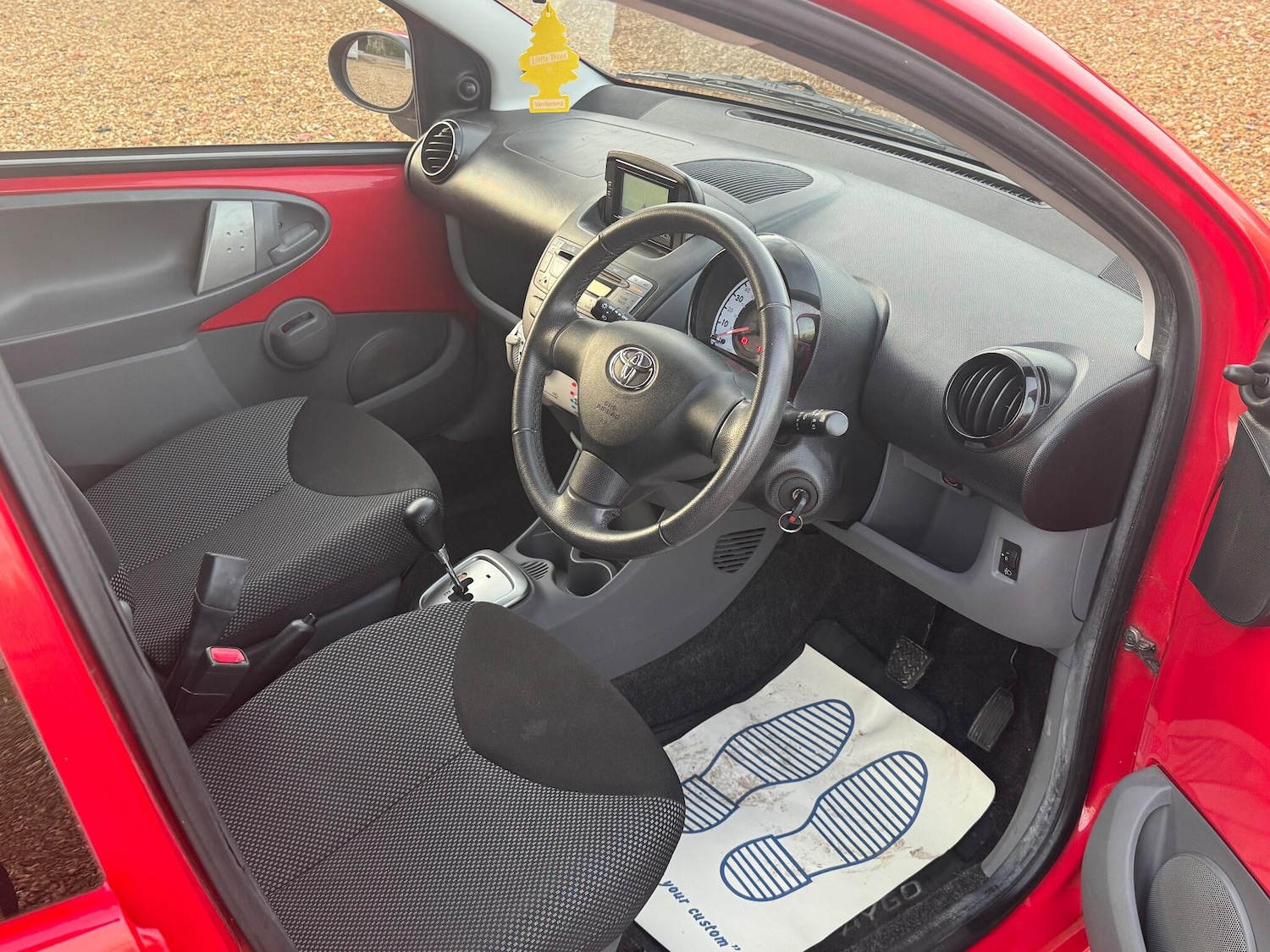 Used Toyota AYGO for sale - 77191120: Photo 12