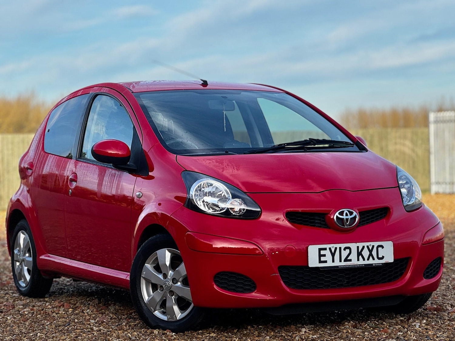 Used Toyota AYGO for sale - 77191120: Photo 3