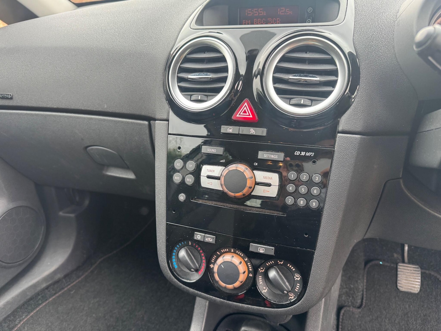 Used Vauxhall Corsa 2013 for sale - 78047425: Photo 24