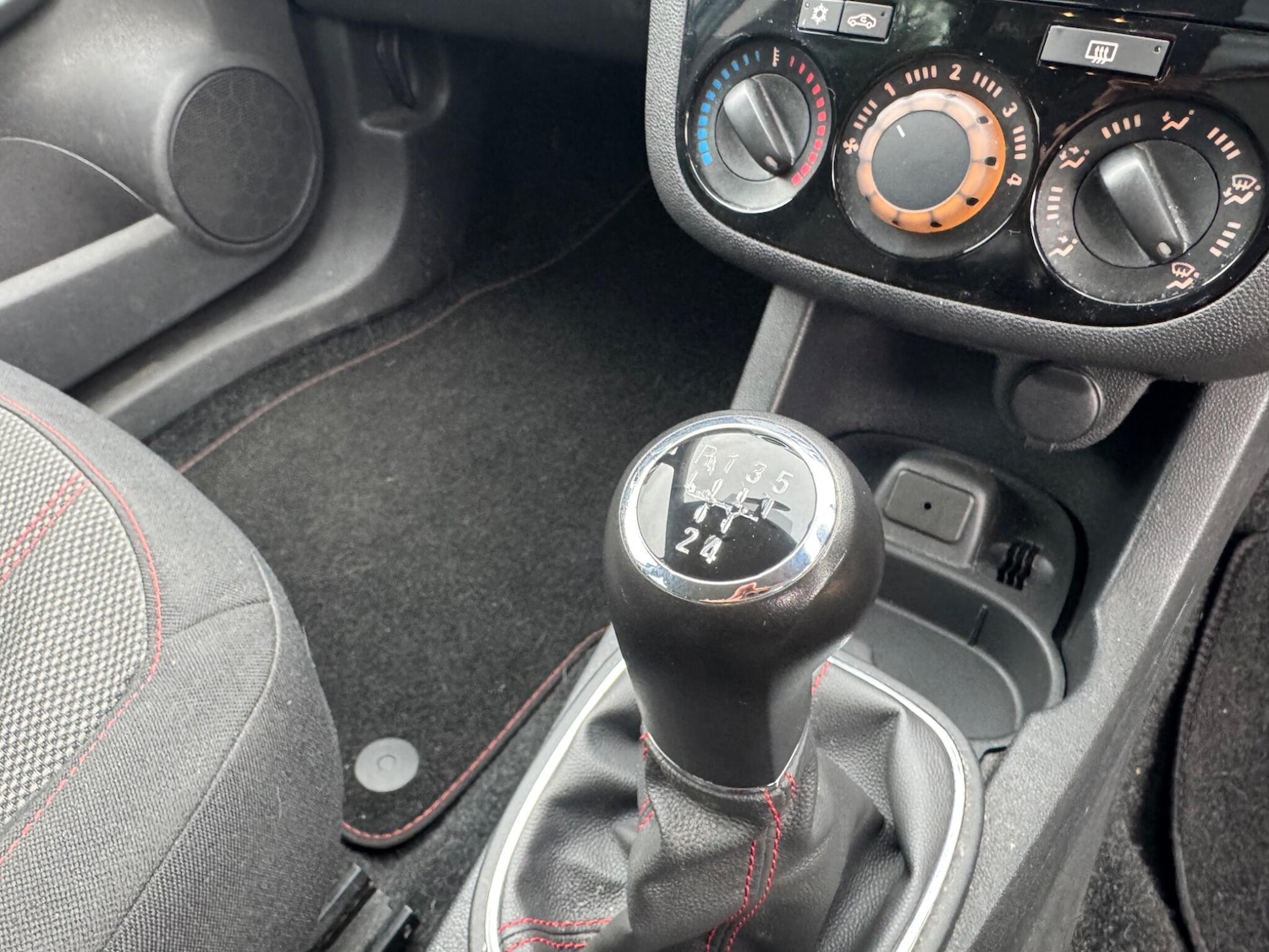 Used Vauxhall Corsa 2013 for sale - 78047425: Photo 25