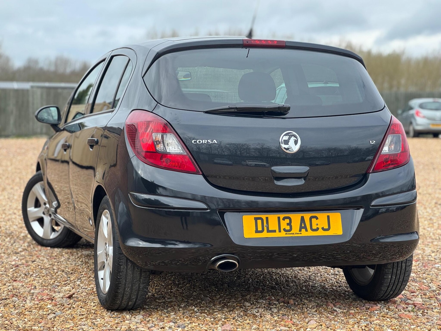 Used Vauxhall Corsa 2013 for sale - 78047425: Photo 3