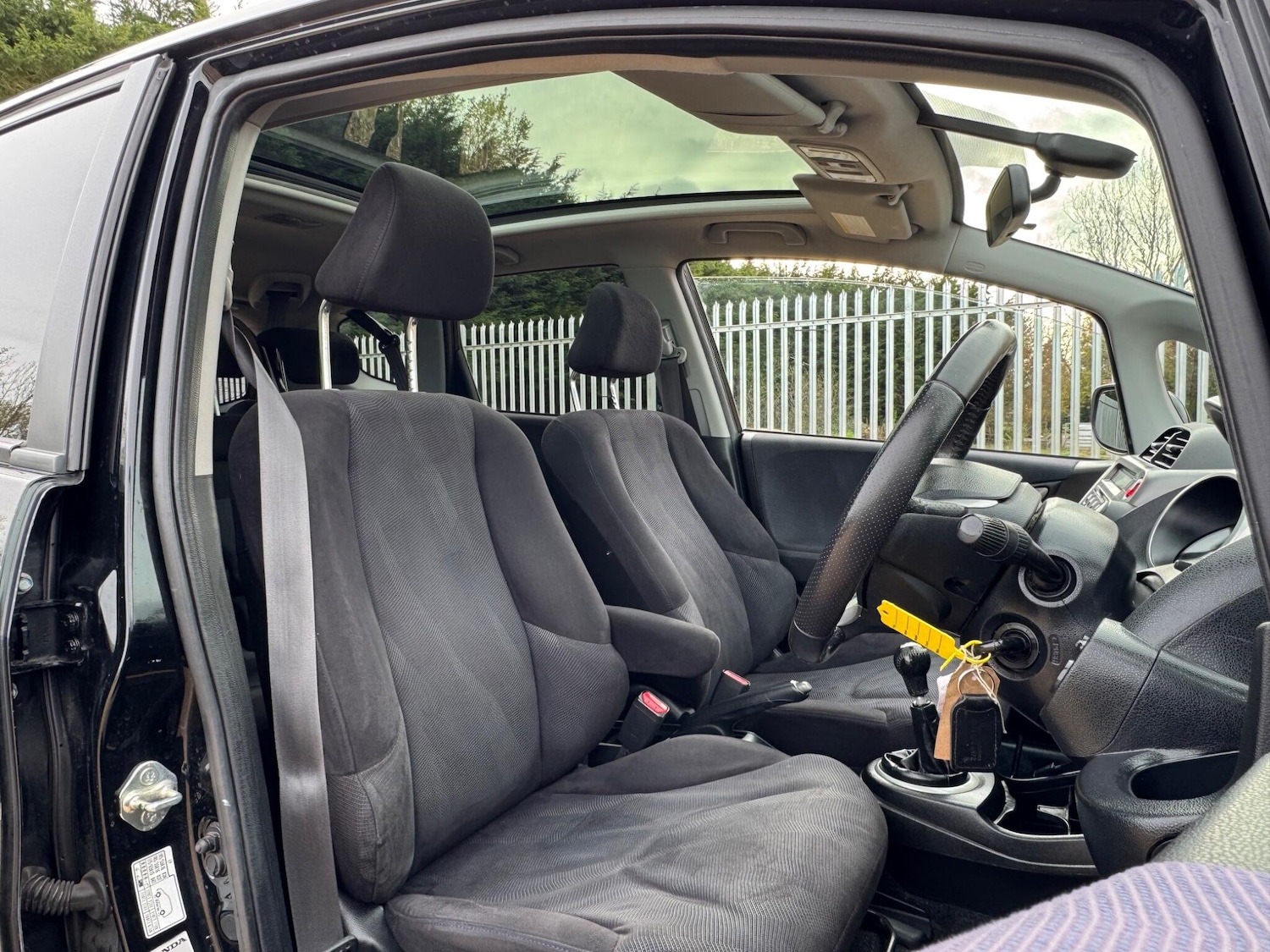 Used Honda Jazz 2010 for sale - 78128119: Photo 18