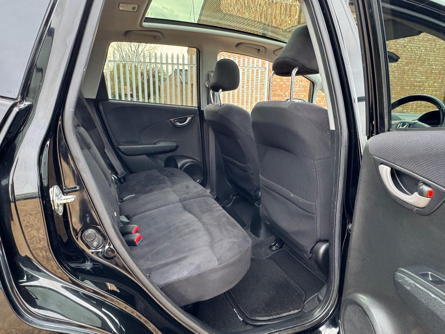 Used Honda Jazz 2010 for sale - 78128119: Photo 19