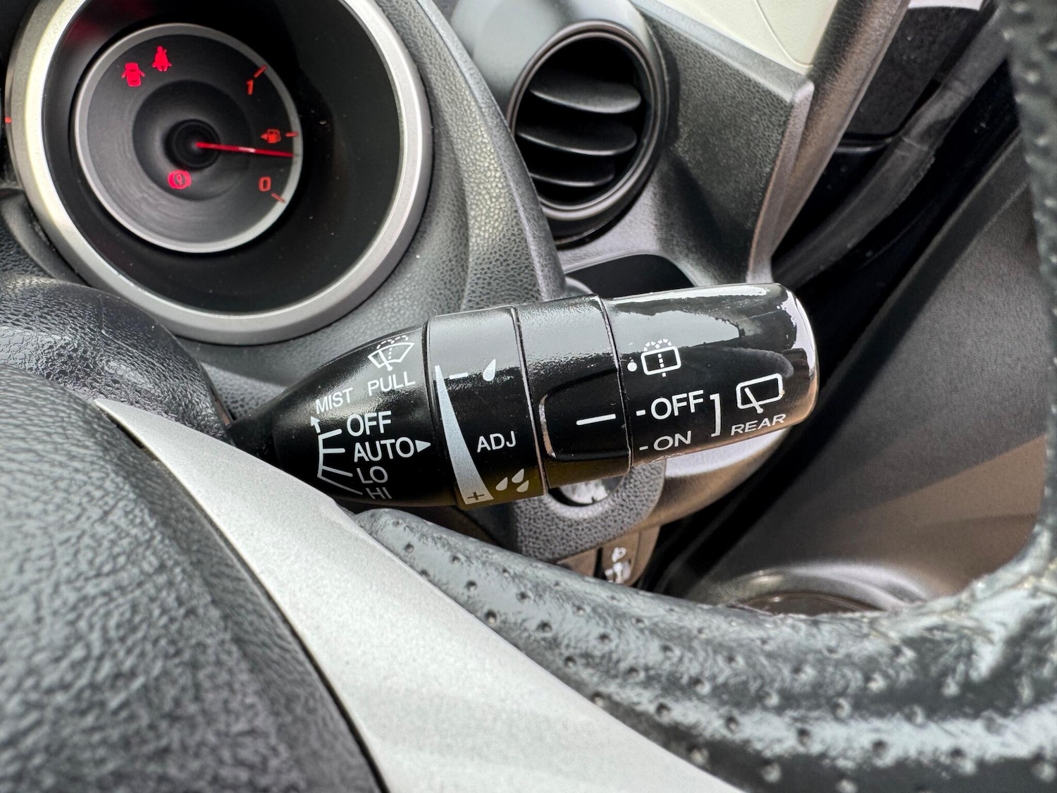 Used Honda Jazz 2010 for sale - 78128119: Photo 27