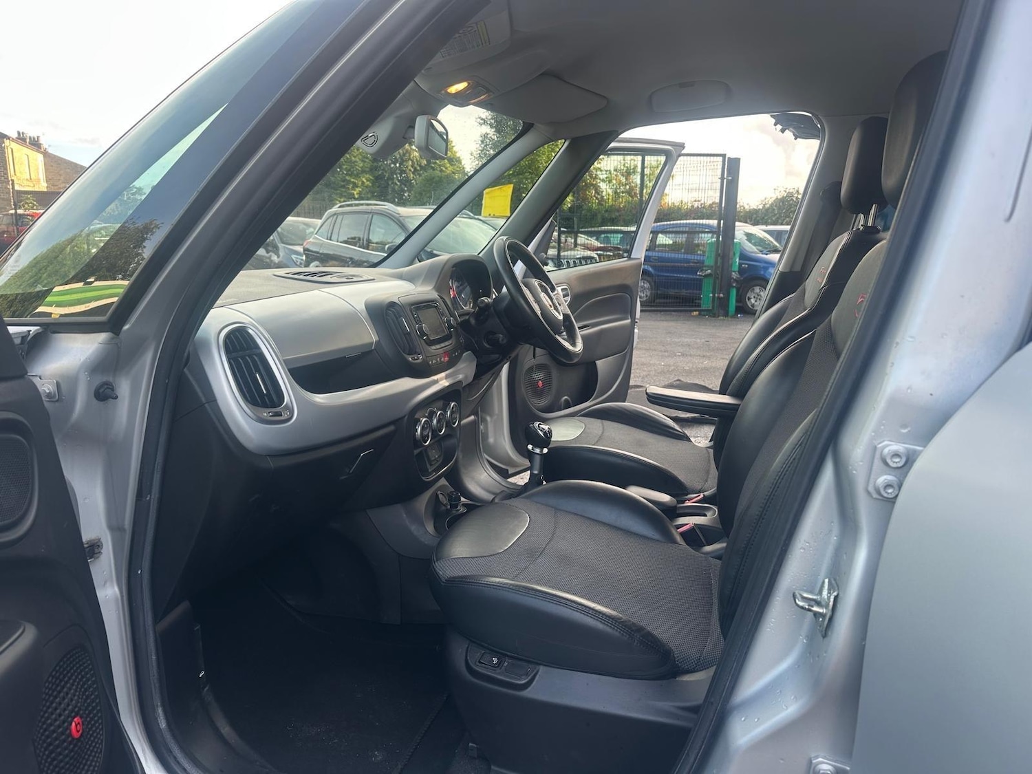 Used Fiat 500L 2015 for sale - 76987683: Photo 10