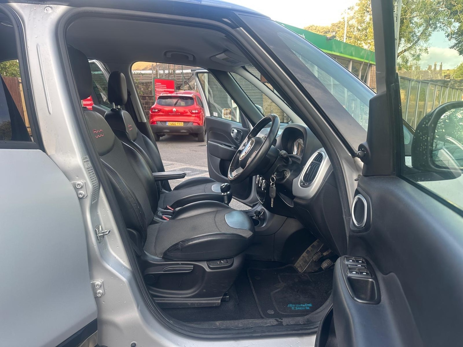 Used Fiat 500L 2015 for sale - 76987683: Photo 11