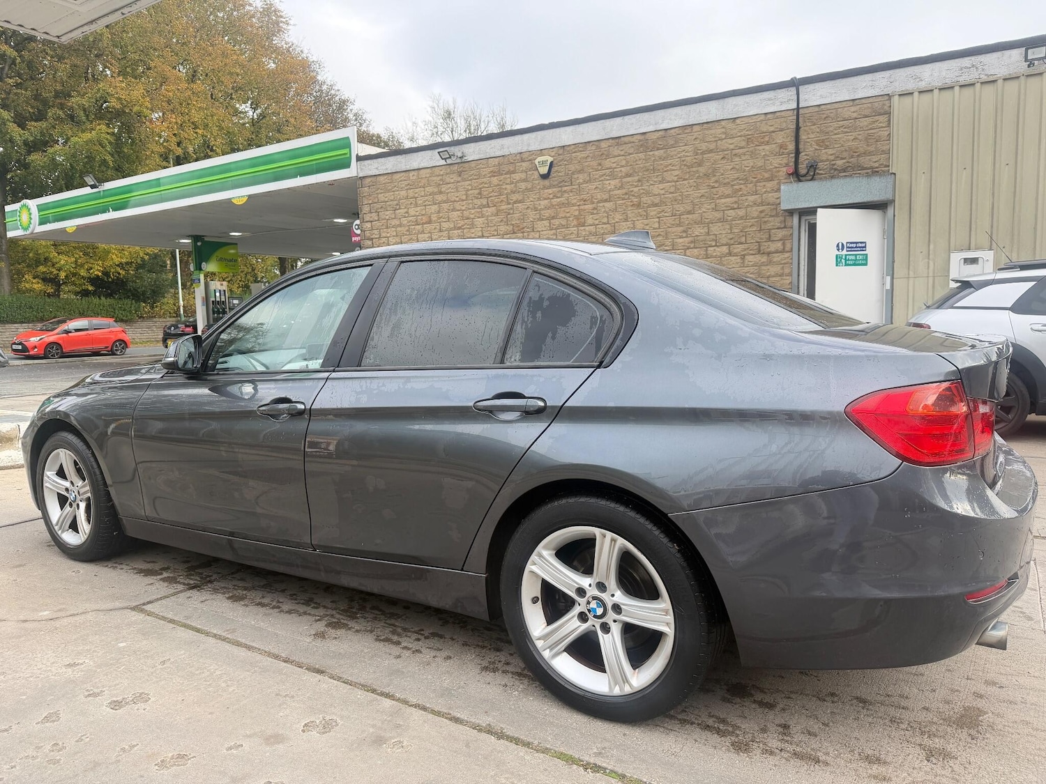 Used BMW 3 Series 2014 for sale - 76283329: Photo 5