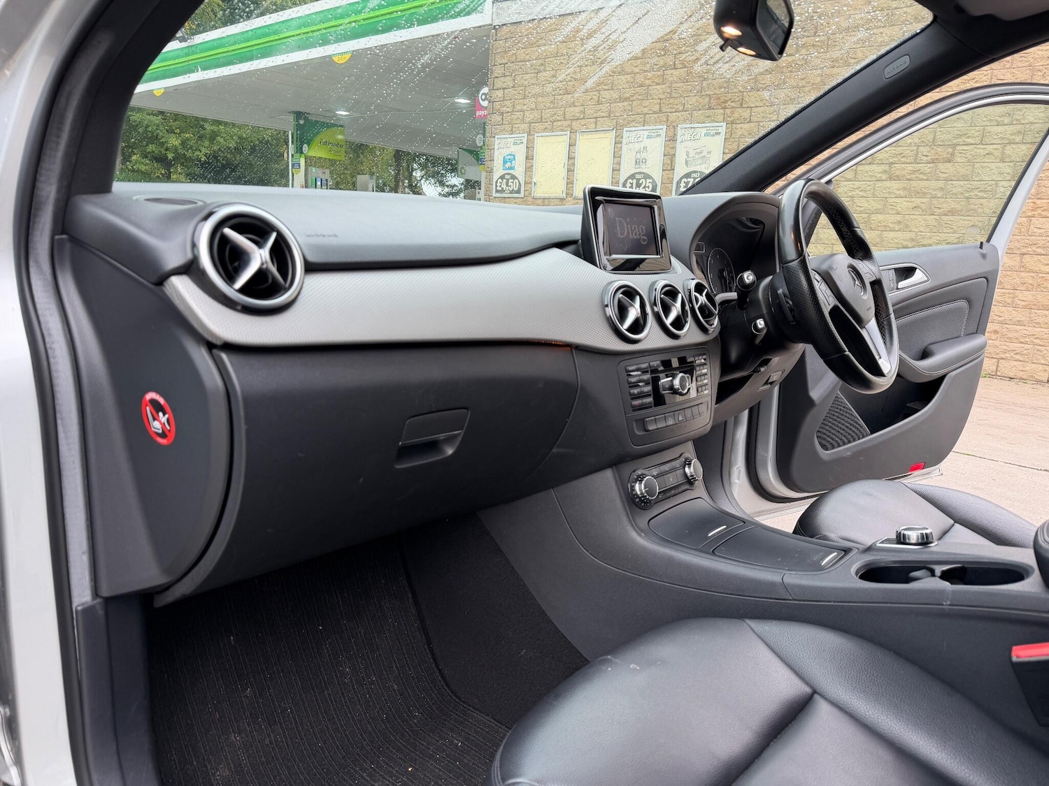 Used Mercedes-Benz B Class 2014 for sale - 76060615: Photo 10