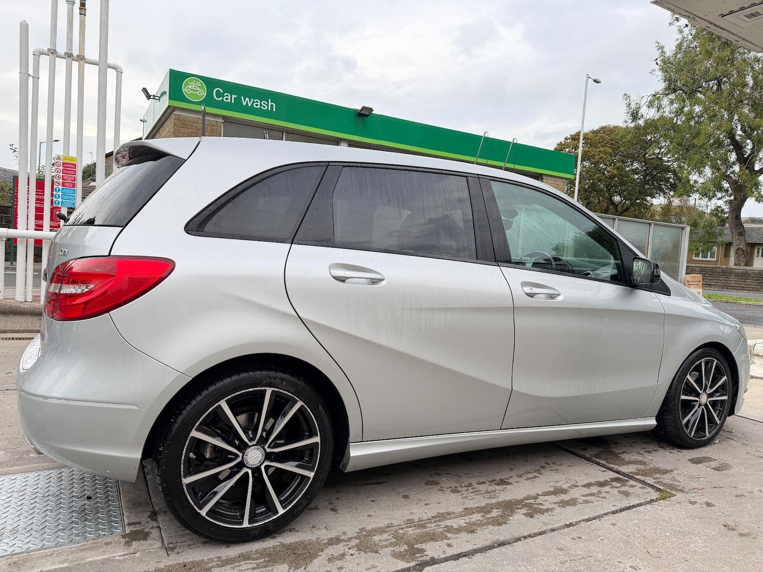 Used Mercedes-Benz B Class 2014 for sale - 76060615: Photo 4