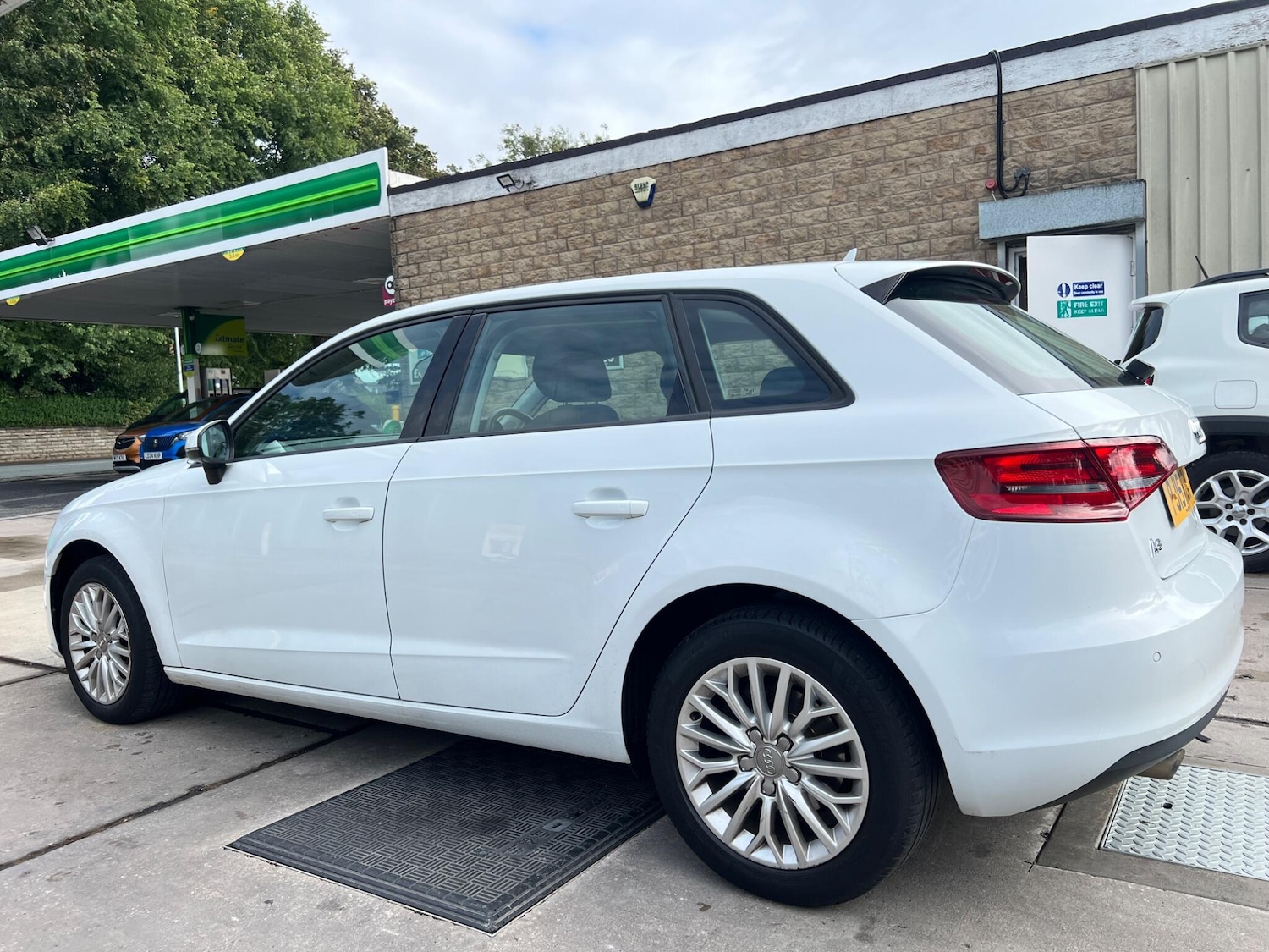 Used Audi A3 2015 for sale - 76071525: Photo 5