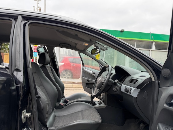 Used Vauxhall Astra 2006 for sale - 76307200: Photo 9