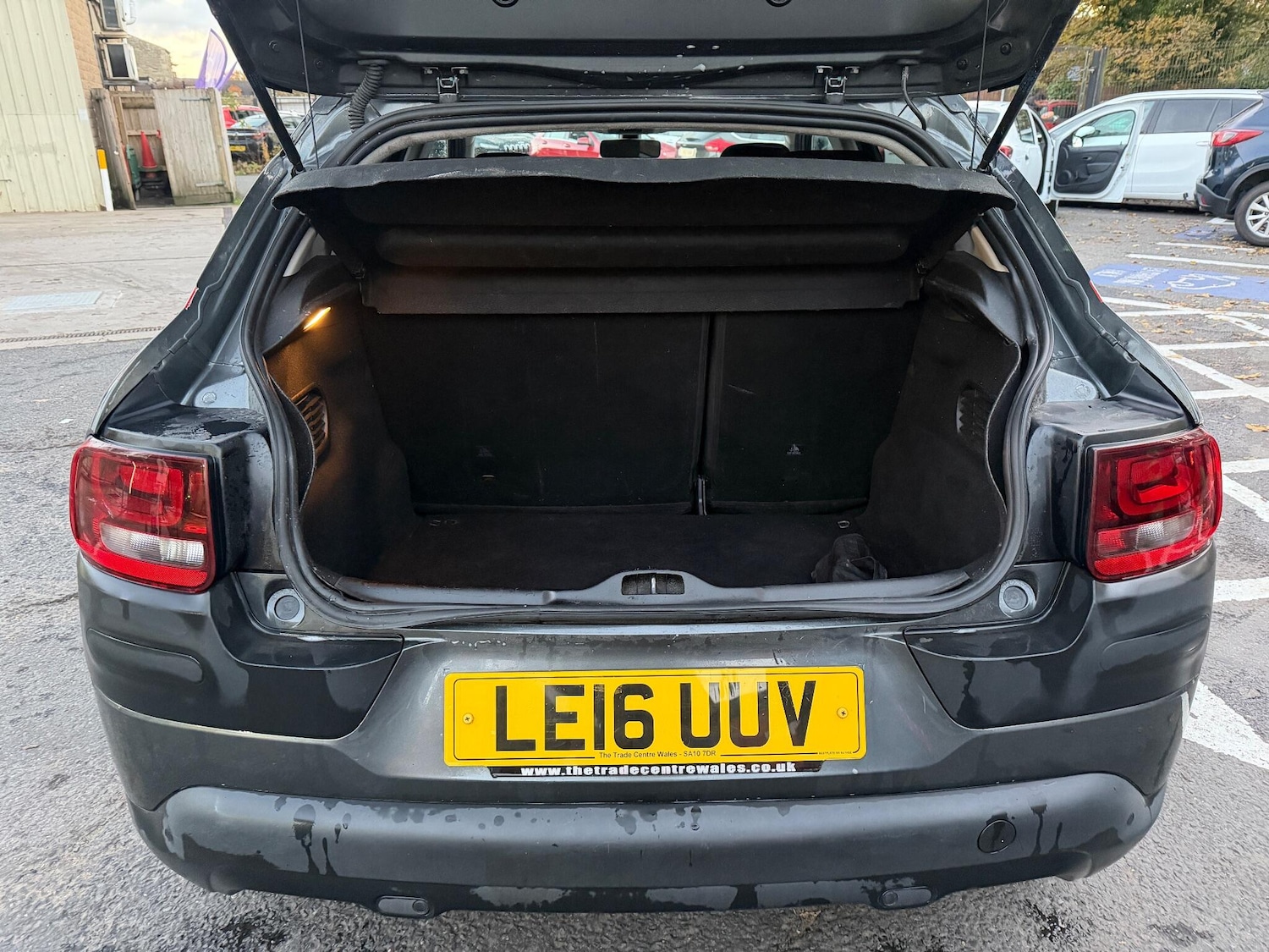 Used Citroen C4 Cactus 2016 for sale - 76377677: Photo 18