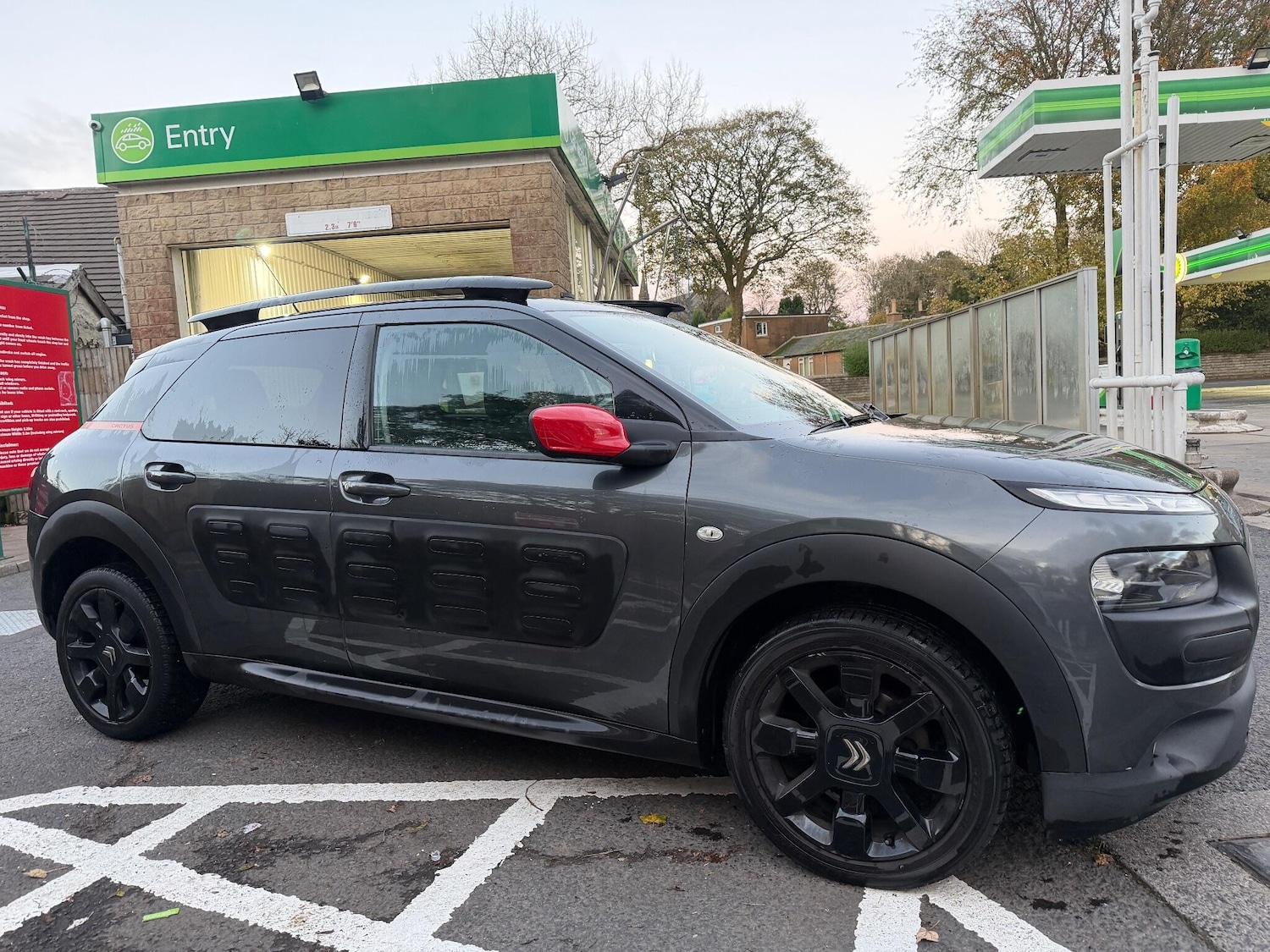 Used Citroen C4 Cactus 2016 for sale - 76377677: Photo 3