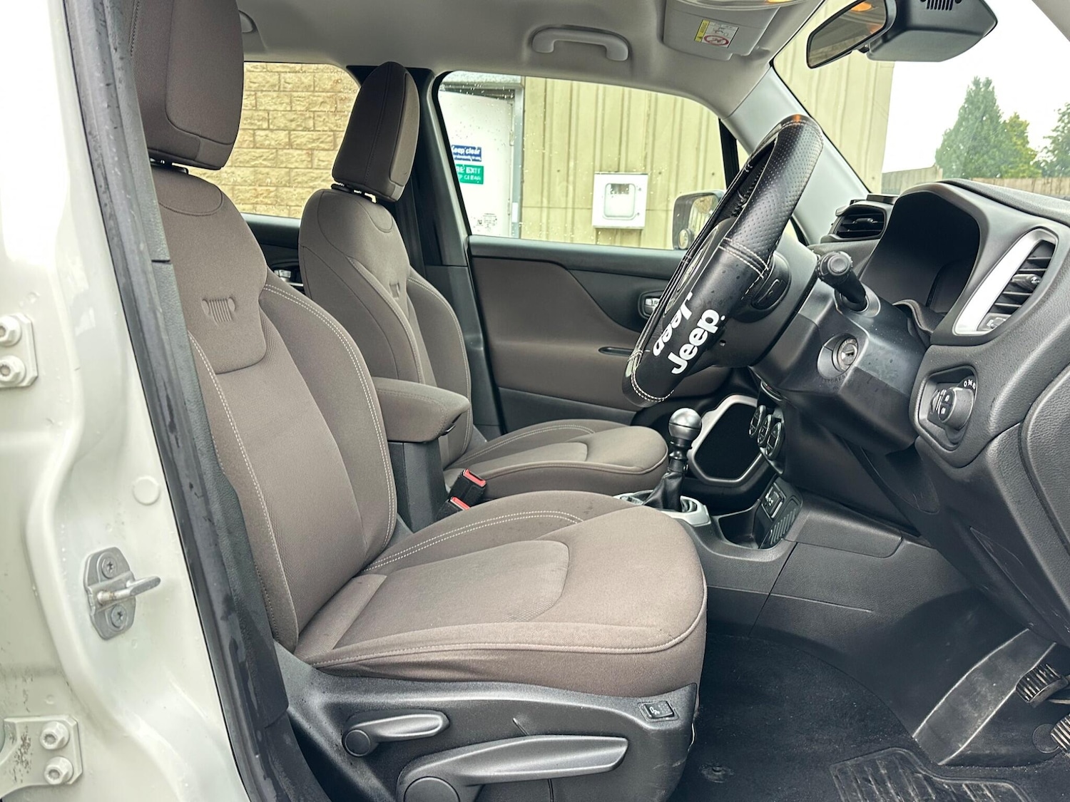 Used Jeep Renegade 2016 for sale - 77396363: Photo 15