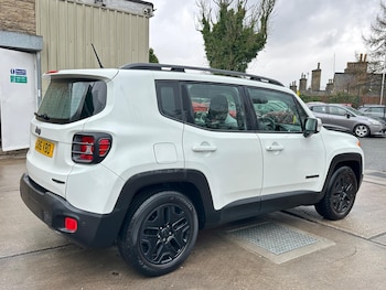 Used Jeep Renegade 2016 for sale - 77396363: Photo