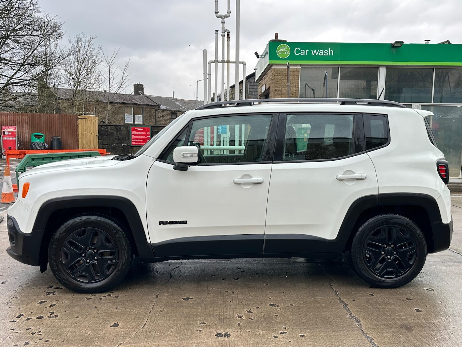 Used Jeep Renegade 2016 for sale - 77396363: Photo 6