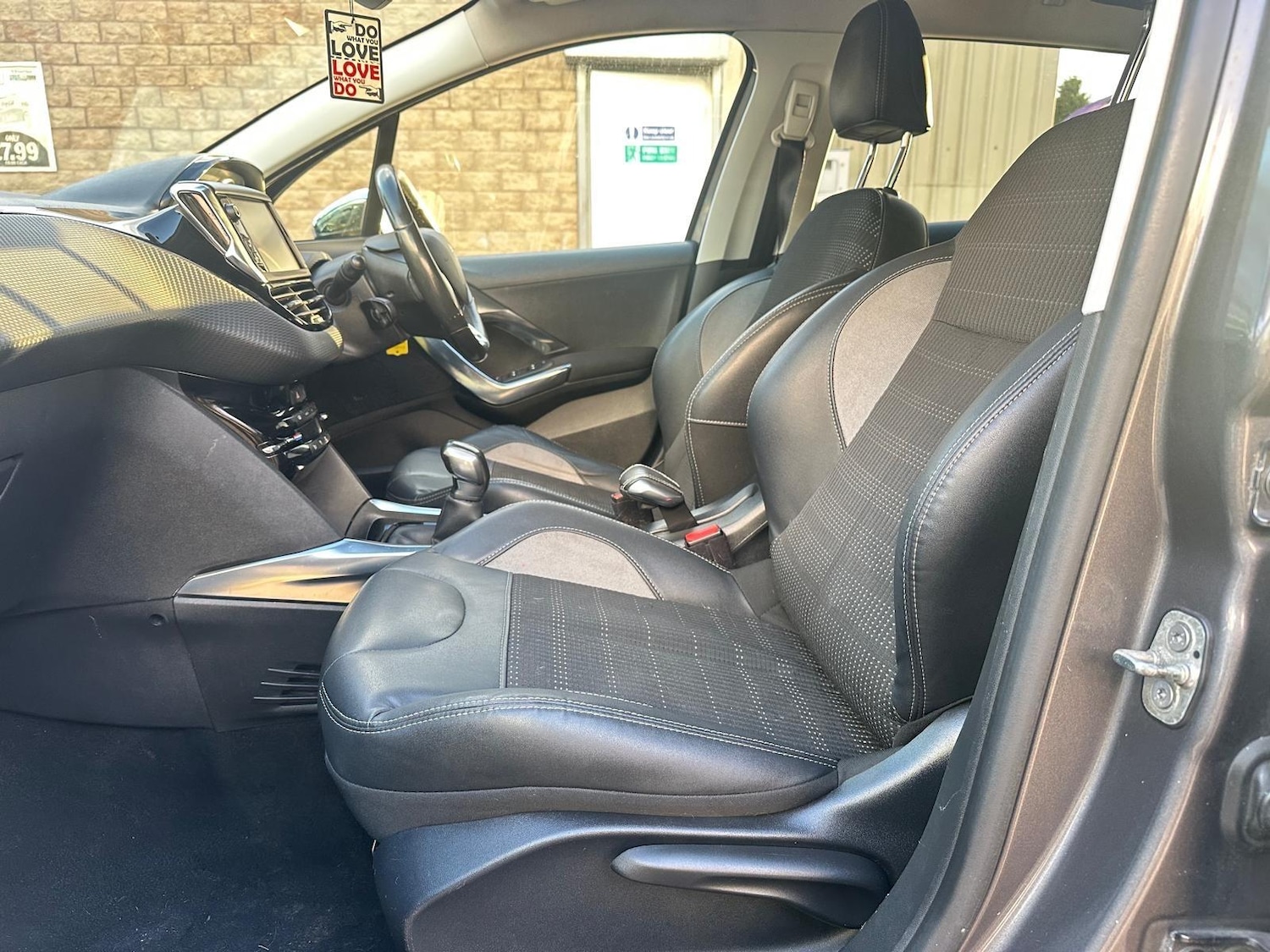 Used Peugeot 2008 2014 for sale - 76538977: Photo 12