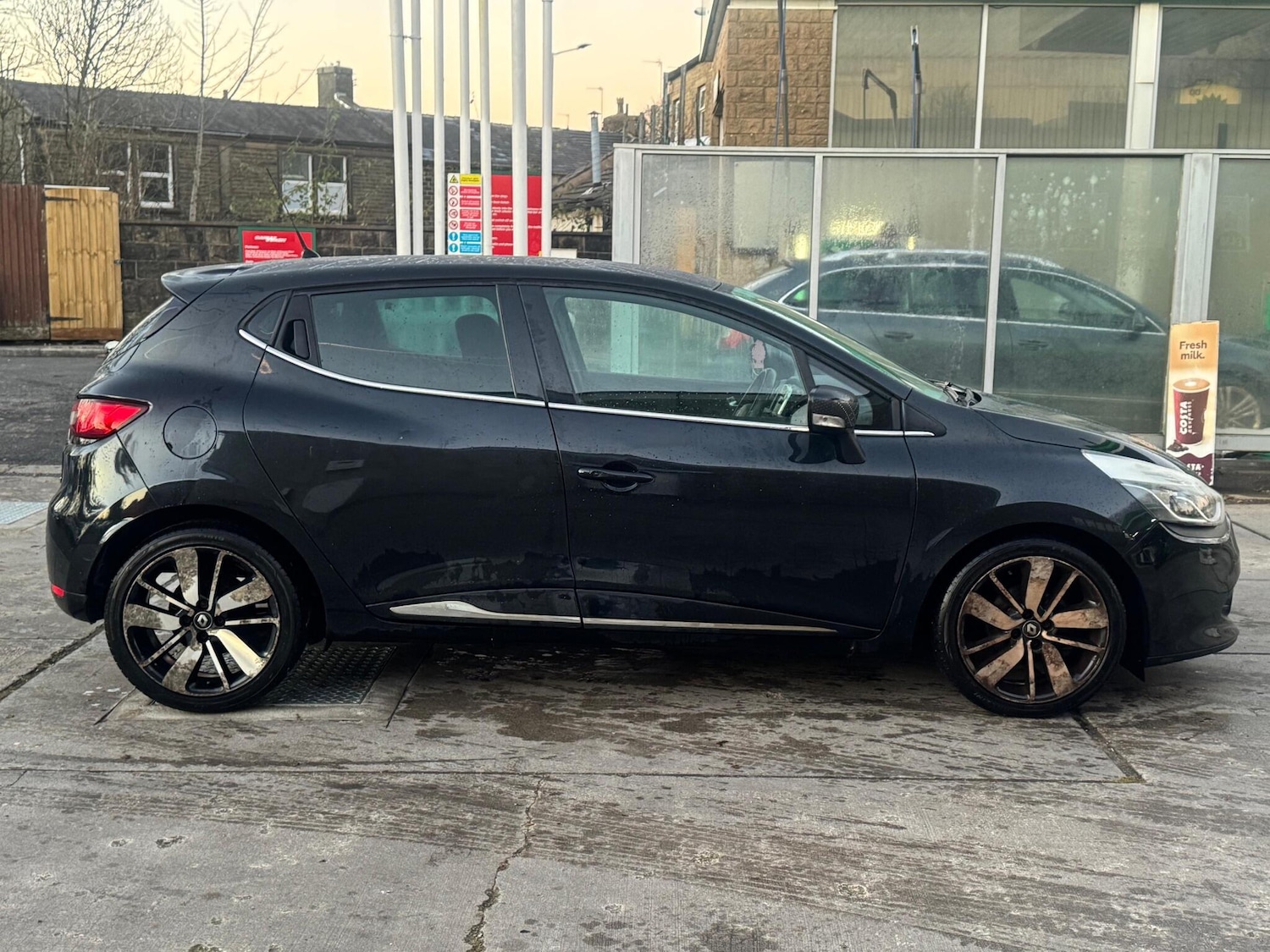 Used Renault Clio 2016 for sale - 76990630: Photo 10