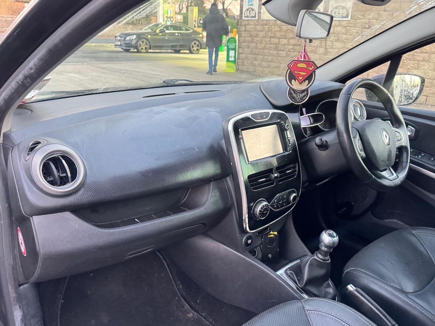 Used Renault Clio 2016 for sale - 76990630: Photo 15