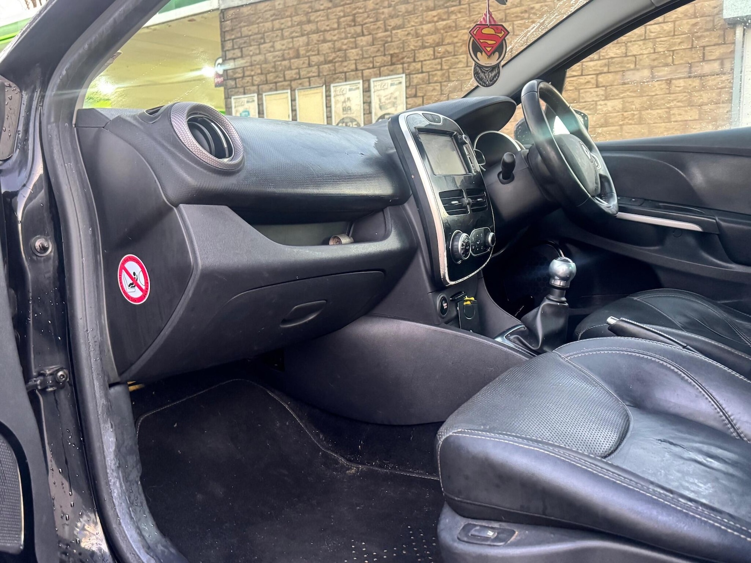 Used Renault Clio 2016 for sale - 76990630: Photo 16