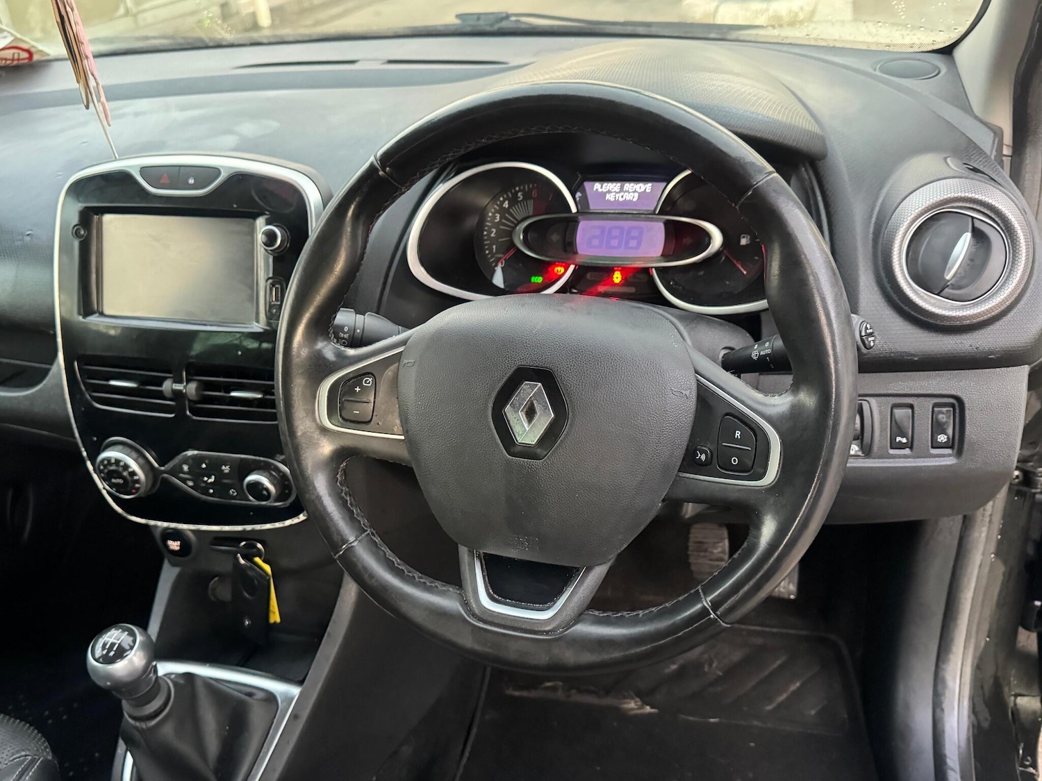 Used Renault Clio 2016 for sale - 76990630: Photo 20