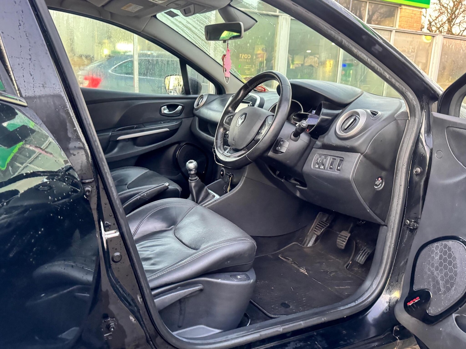 Used Renault Clio 2016 for sale - 76990630: Photo 23