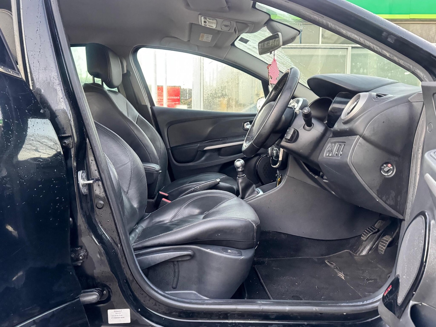 Used Renault Clio 2016 for sale - 76990630: Photo 24