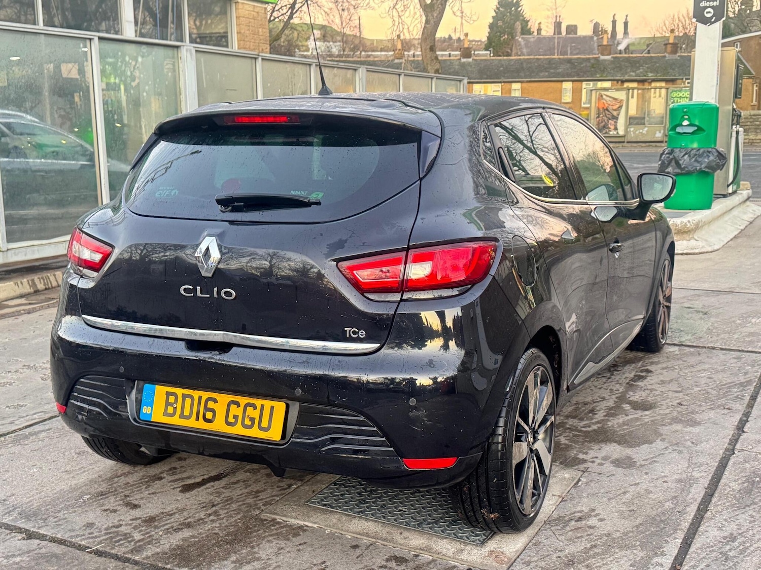 Used Renault Clio 2016 for sale - 76990630: Photo 7