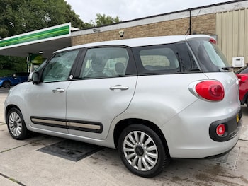 Used Fiat 500L 2015 for sale - 79374338: Photo