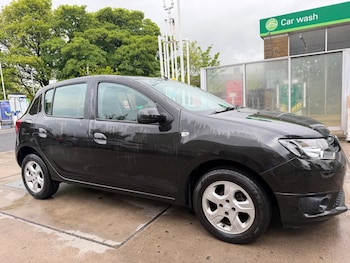 Used Dacia Sandero 2015 for sale - 78636813: Photo