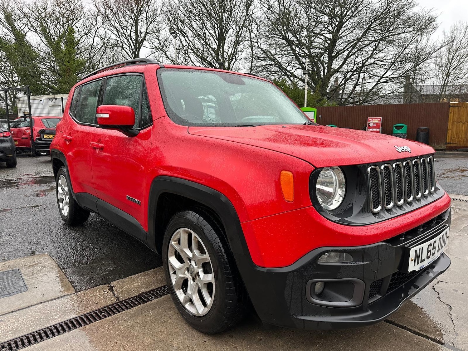 Used Jeep Renegade 2015 for sale - 76752882: Photo 2