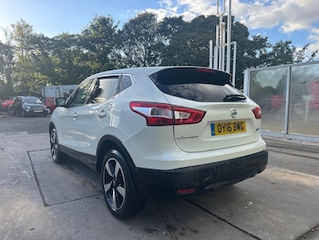 Used Nissan Qashqai 2016 for sale - 76031948: Photo