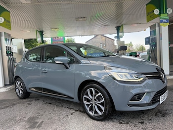 Used Renault Clio 2018 for sale - 78854162: Photo