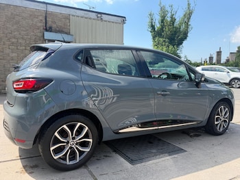 Used Renault Clio 2018 for sale - 78854162: Photo