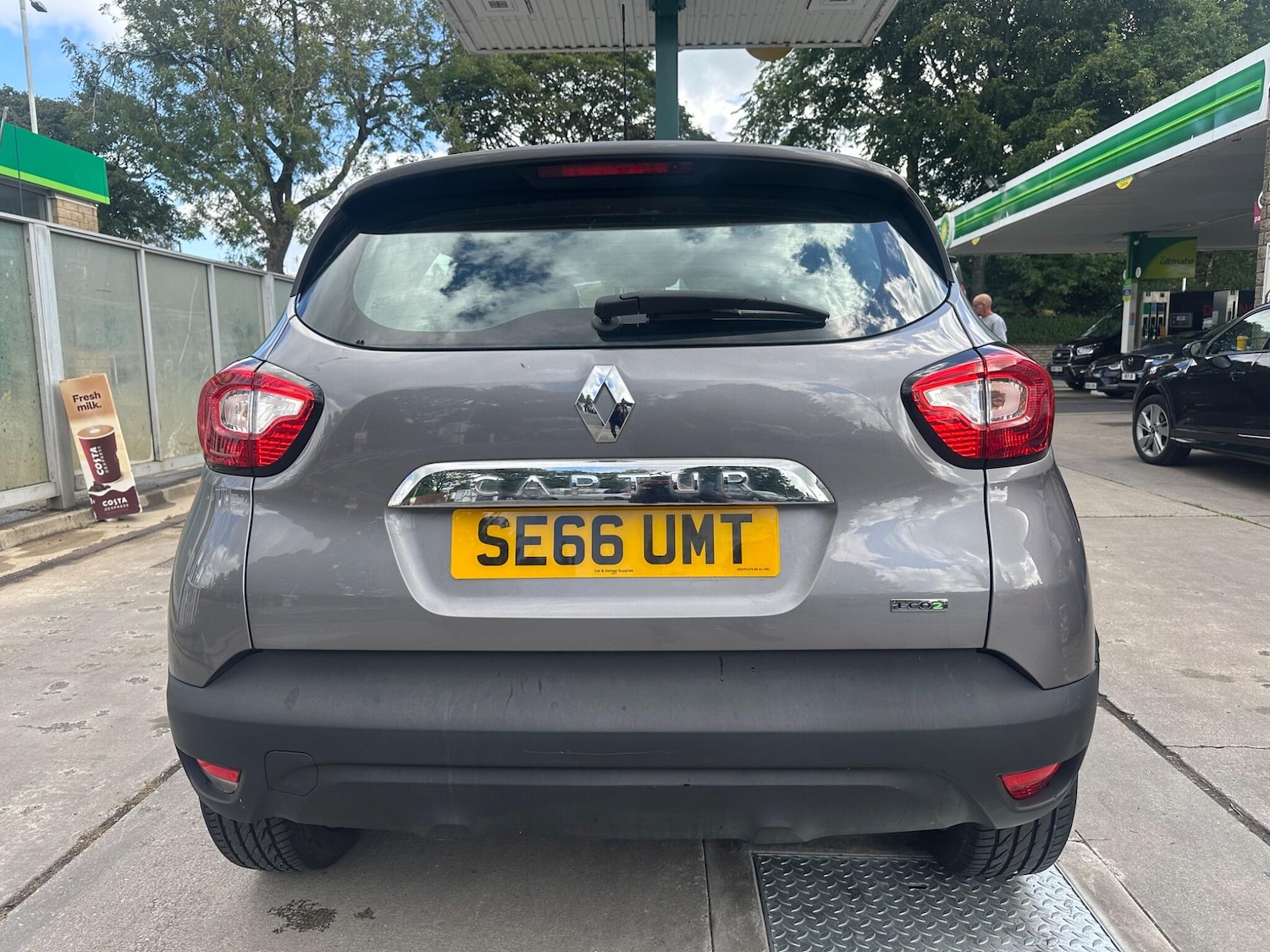 Vehicle 19